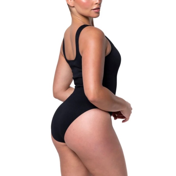 HeyShape Black Bodysuit - Picture 3 of 5